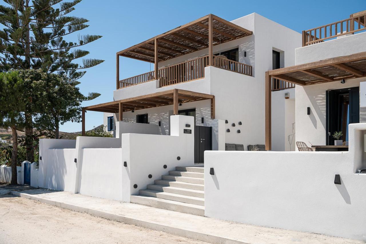 Athina Milos Suites Adámas Extérieur photo