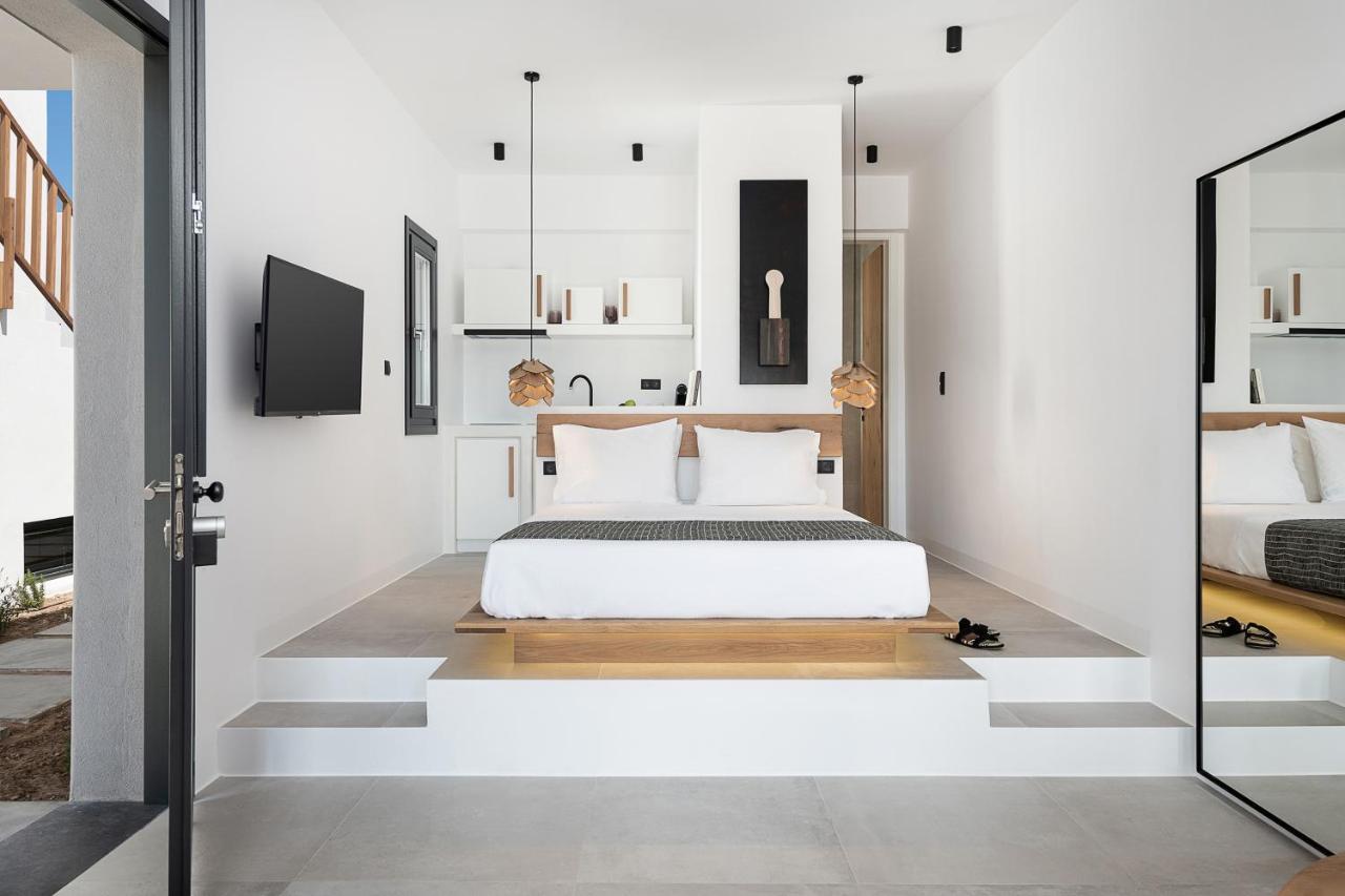 Athina Milos Suites Adámas Extérieur photo