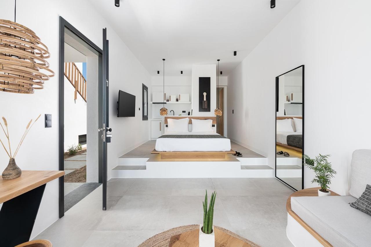 Athina Milos Suites Adámas Extérieur photo