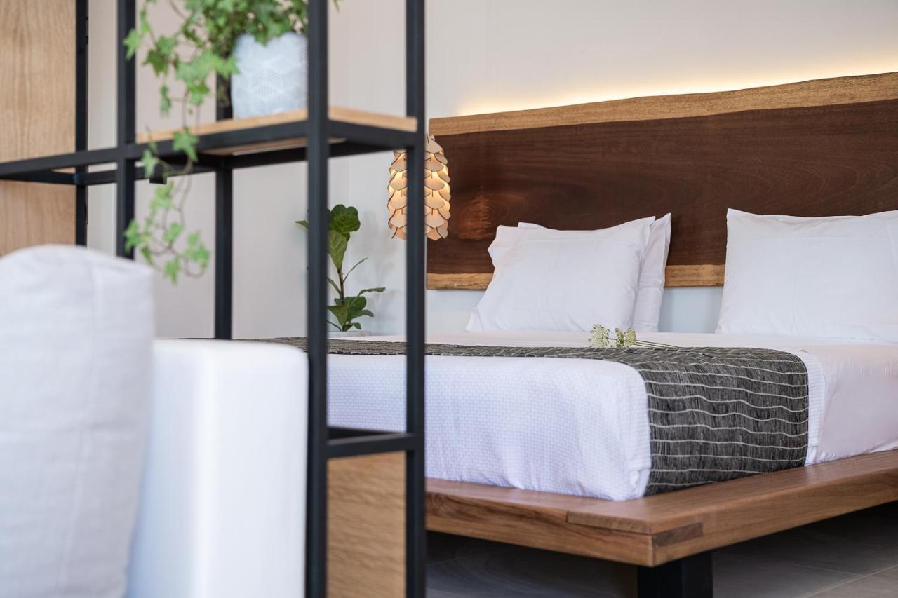 Athina Milos Suites Adámas Extérieur photo