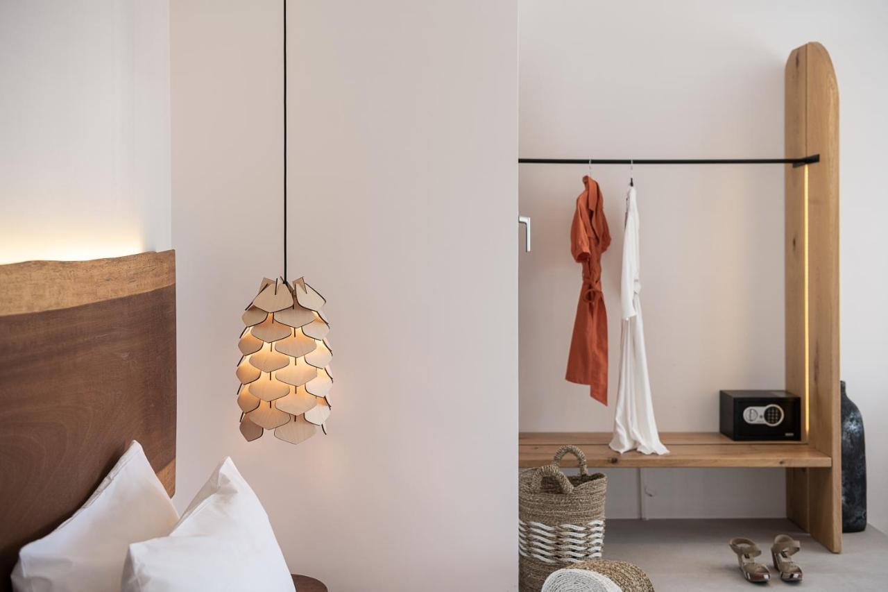 Athina Milos Suites Adámas Extérieur photo