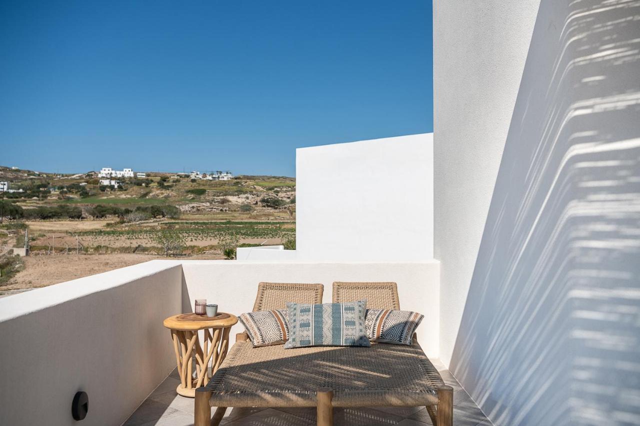 Athina Milos Suites Adámas Extérieur photo