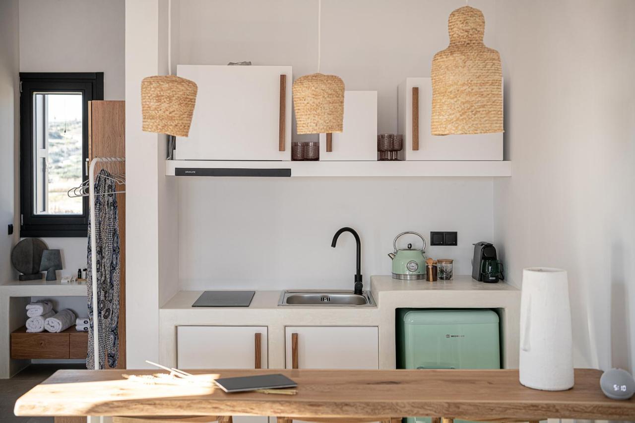 Athina Milos Suites Adámas Extérieur photo